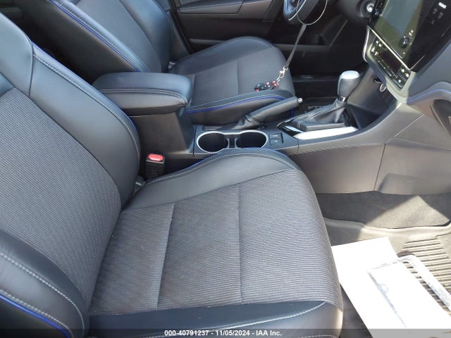 40791237 :رقم المزاد ، 2T1BURHE2HC752334 vin ، 2017 Toyota Corolla Se مزاد بيع