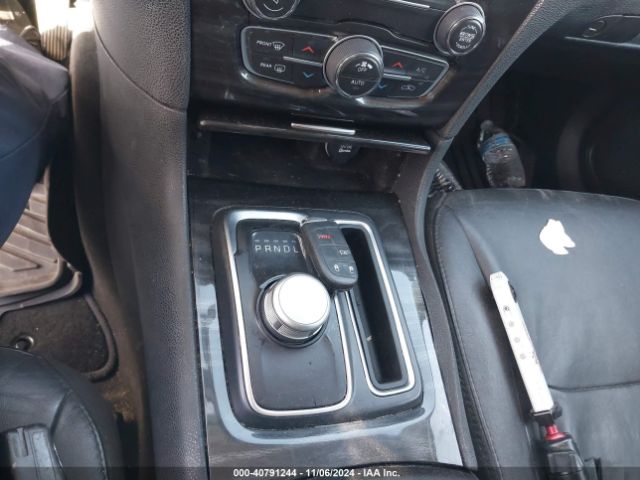 2C3CCAAG9FH931370 Chrysler 300 Limited