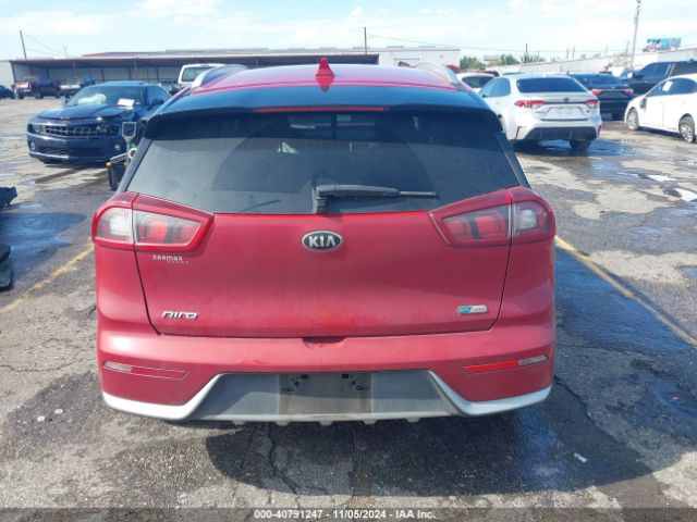KNDCB3LC8J5124455 KIA NIRO LX