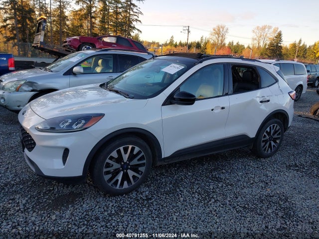 1FMCU0BZ5LUC08607 Ford Escape Se Sport Hybrid