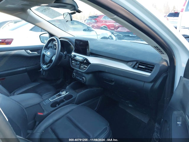 1FMCU0BZ5LUC08607 Ford Escape Se Sport Hybrid