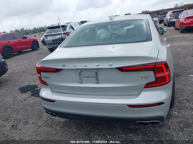 7JR102FK9LG063765 Volvo S60 T5 Momentum