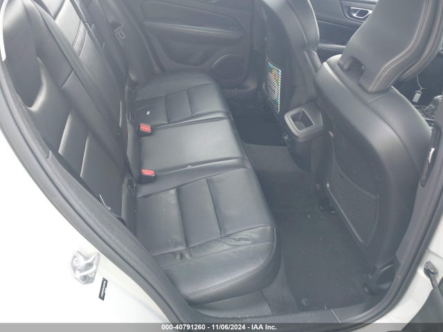 7JR102FK9LG063765 Volvo S60 T5 Momentum