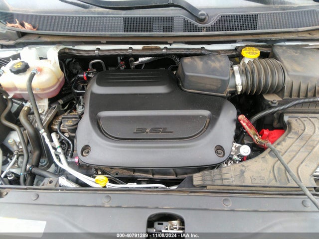 2C4RC1CGXPR576840 Chrysler Voyager Lx
