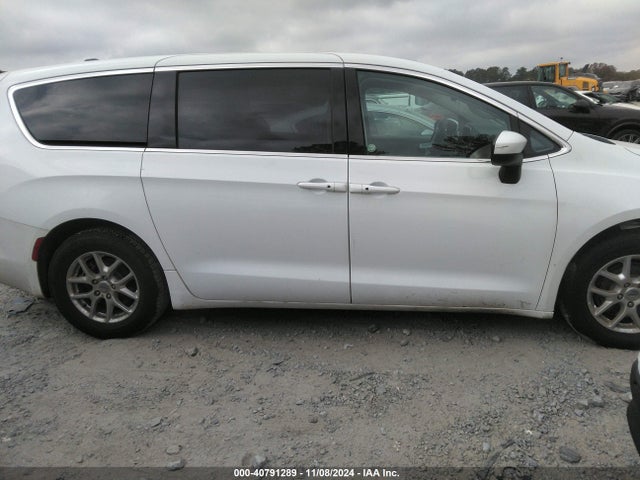 2C4RC1CGXPR576840 Chrysler Voyager Lx