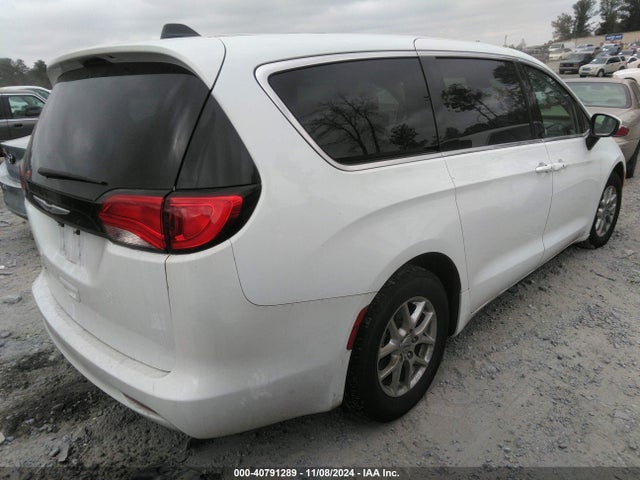 2C4RC1CGXPR576840 Chrysler Voyager Lx