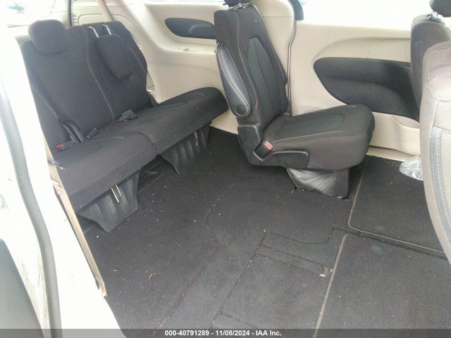 2C4RC1CGXPR576840 Chrysler Voyager Lx