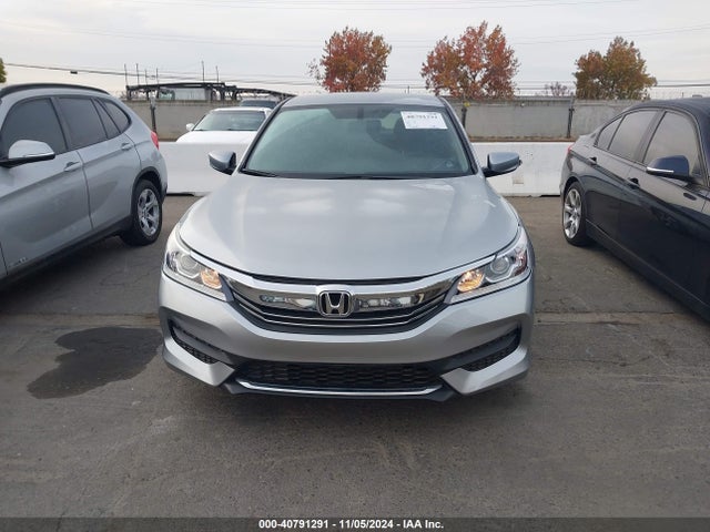 Honda ACCORD LX 2017 1HGCR2F31HA148858 Image 12