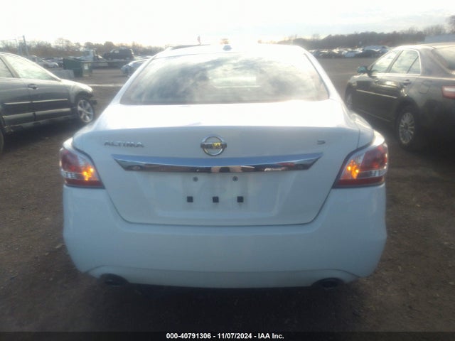 Nissan Altima 2.5 S 2015 1N4AL3APXFC413159 Image 16
