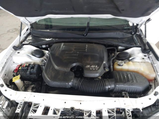 2C3CCAAG1FH930942 Chrysler 300 Limited