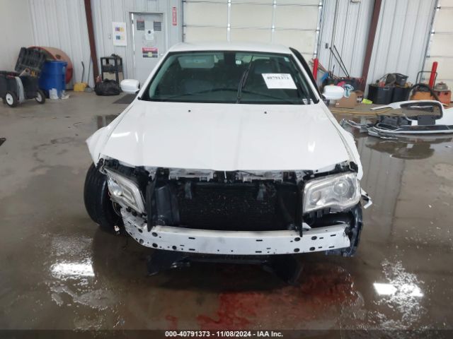 2C3CCAAG1FH930942 Chrysler 300 Limited