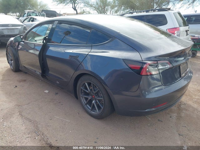 2021 TESLA MODEL 3 5YJ3E1EA6MF097055 Photo 2