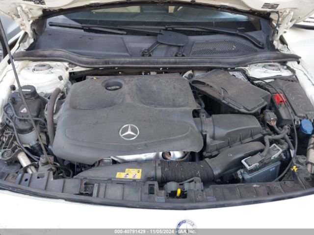 WDCTG4EBXHJ333090 Mercedes-Benz GLA 250