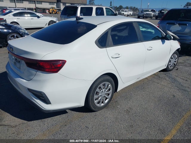 3KPF24AD4KE073962 KIA FORTE FE