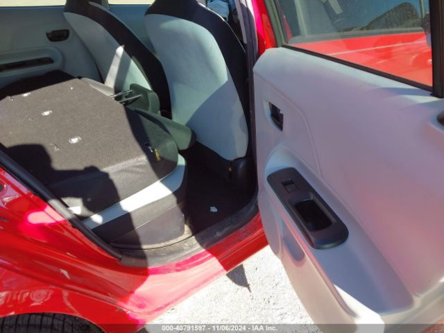 JTDKDTB34E1567920 Toyota Prius C One