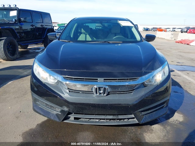 Honda Civic Lx 2018 2HGFC2F57JH505483 Image 13