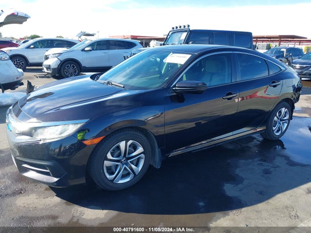 Honda Civic Lx 2018 2HGFC2F57JH505483 Image 2