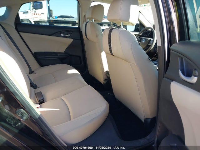 Honda Civic Lx 2018 2HGFC2F57JH505483 Image 8