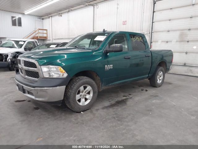 3C6RR7KG3LG204668 RAM 1500 Classic Tradesman  4x4 5'7 Box
