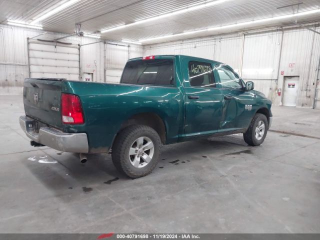 3C6RR7KG3LG204668 RAM 1500 Classic Tradesman  4x4 5'7 Box