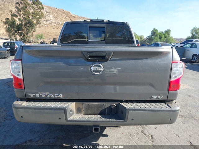 1N6AA1EF4RN101236 Nissan Titan Sv 4x2