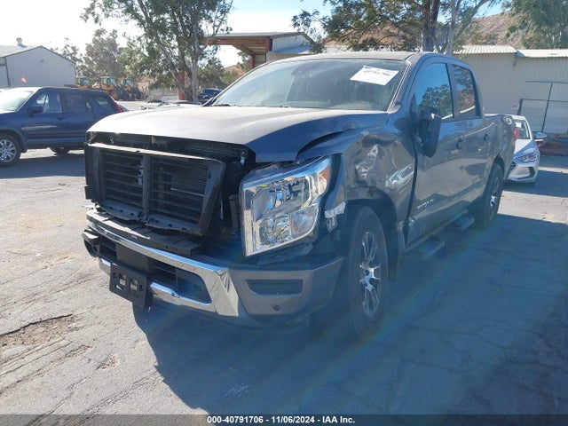 1N6AA1EF4RN101236 Nissan Titan Sv 4x2