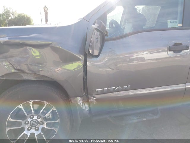 1N6AA1EF4RN101236 Nissan Titan Sv 4x2