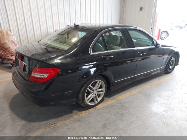 Aukcja sprzedaży 2012 Mercedes-benz C 250 Luxury/sport, vin: WDDGF4HB8CA609383, numer aukcji: 40791728