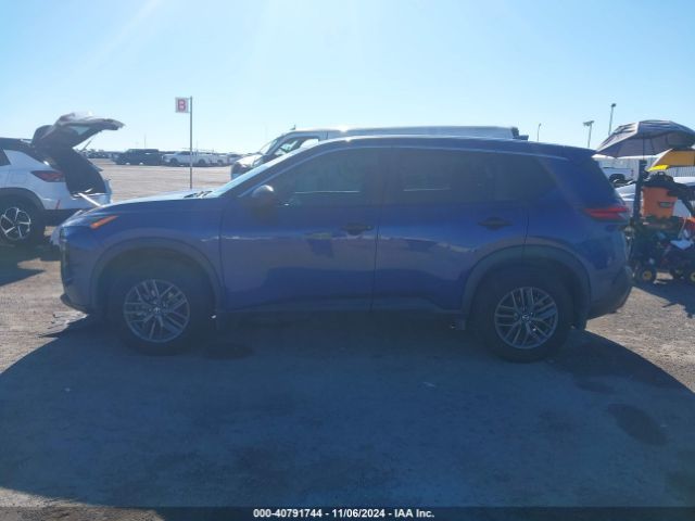 5N1AT3AA1MC787612 Nissan Rogue S Fwd