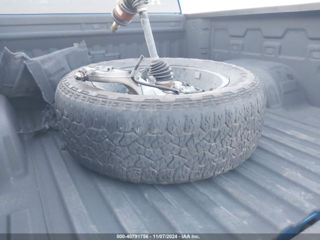 1GCUDEEDXNZ616709 Chevrolet Silverado 1500 4wd  Short Bed Rst