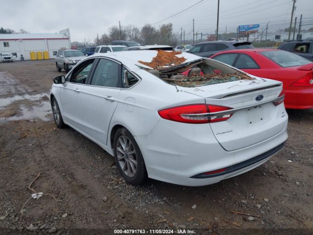 3FA6P0HD8HR132146 Ford FUSION SE