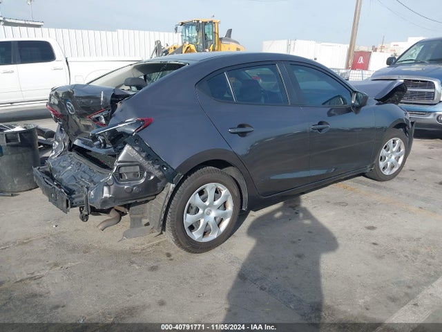 3MZBN1U76HM153950 Mazda Mazda3 Sport