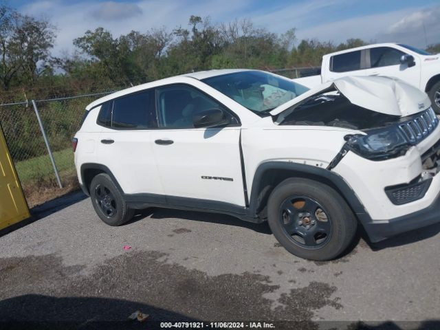 3C4NJCAB5JT263304 Jeep Compass Sport Fwd