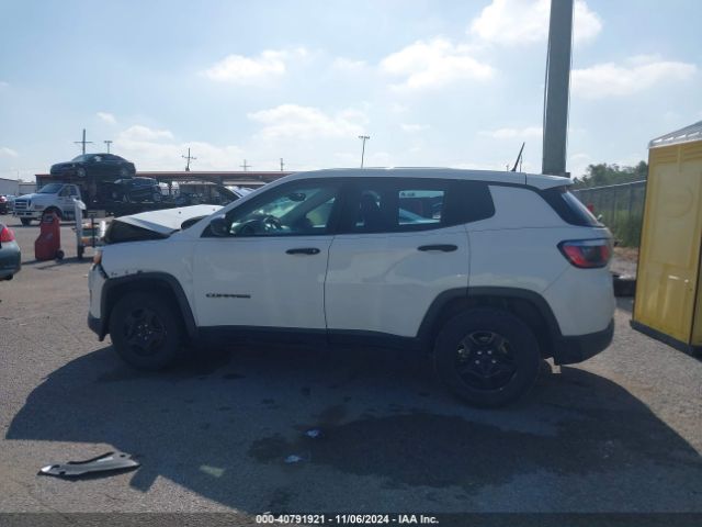 3C4NJCAB5JT263304 Jeep Compass Sport Fwd