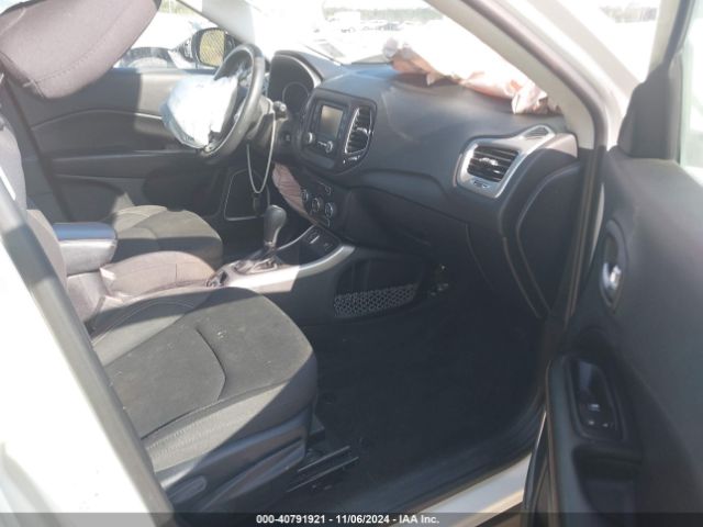 3C4NJCAB5JT263304 Jeep Compass Sport Fwd