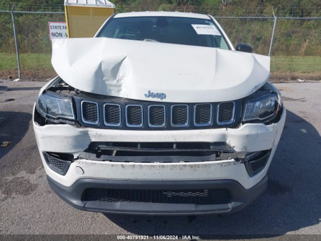 3C4NJCAB5JT263304 Jeep Compass Sport Fwd