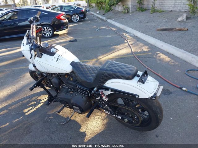 2016 HARLEY-DAVIDSON FXDB 1HD1GXM30GC309262 Photo 2