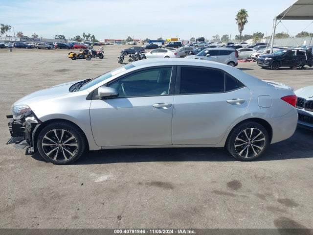 Toyota COROLLA SE 2018 5YFBURHE0JP777397 Image 15