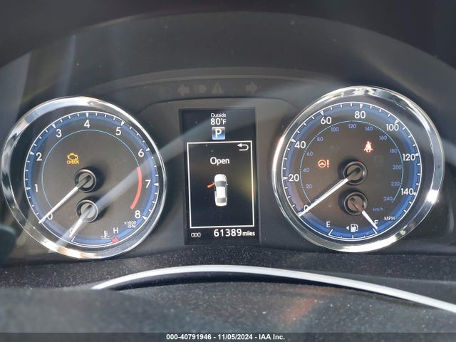 Toyota COROLLA SE 2018 5YFBURHE0JP777397 Image 7