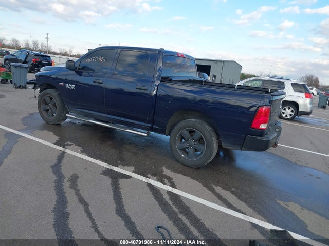 1C6RR7KT1JS112848 RAM 1500 Tradesman  4x4 5'7 Box