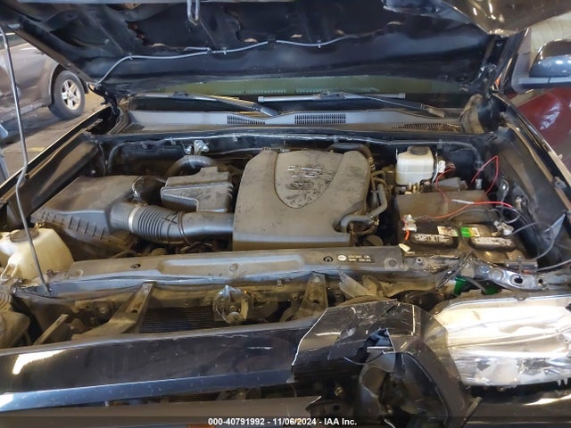3TMCZ5AN8HM076391 Toyota Tacoma Trd Off Road