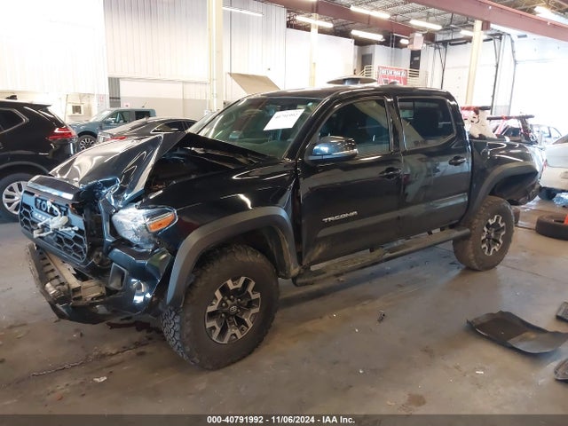 3TMCZ5AN8HM076391 Toyota Tacoma Trd Off Road