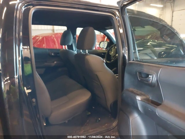 3TMCZ5AN8HM076391 Toyota Tacoma Trd Off Road