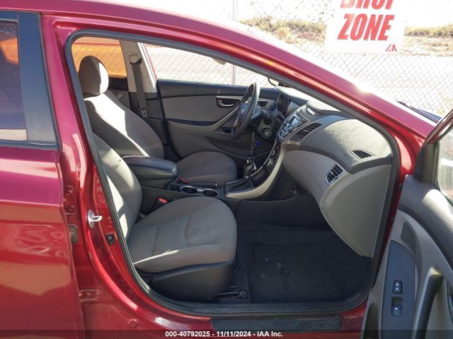 5NPDH4AE3GH769438 Hyundai ELANTRA SE