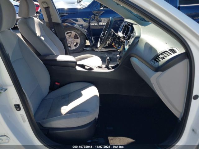 KNAGM4A79F5547055 KIA Optima Lx