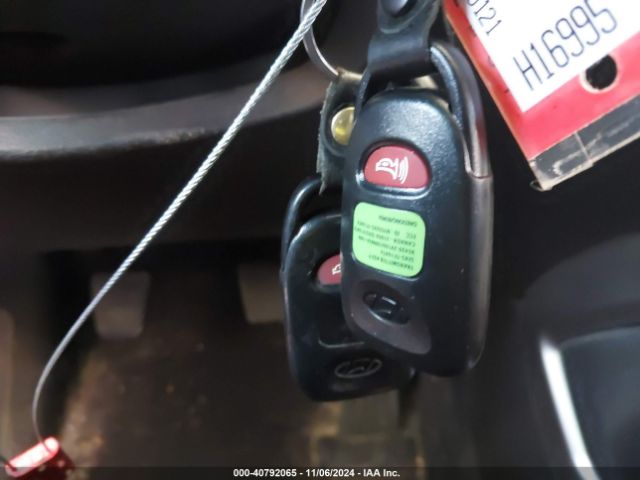 KMHTC6AD8GU289121 Hyundai Veloster