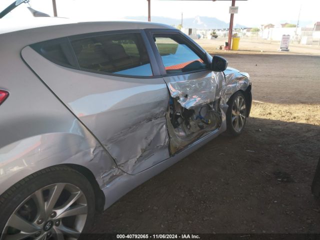 KMHTC6AD8GU289121 Hyundai Veloster