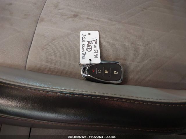 3GNCJPSB3LL186553 Chevrolet Trax Awd Lt