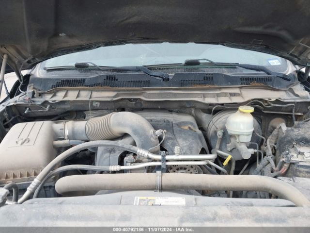 3C6RR7LT7HG729106 RAM 1500 Big Horn  4x4 5'7 Box