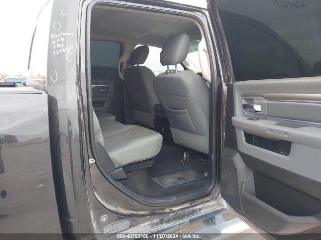 3C6RR7LT7HG729106 RAM 1500 Big Horn  4x4 5'7 Box